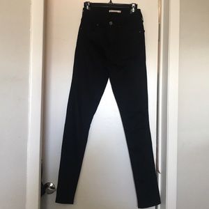 Levi’s High Rise Skinnies 721